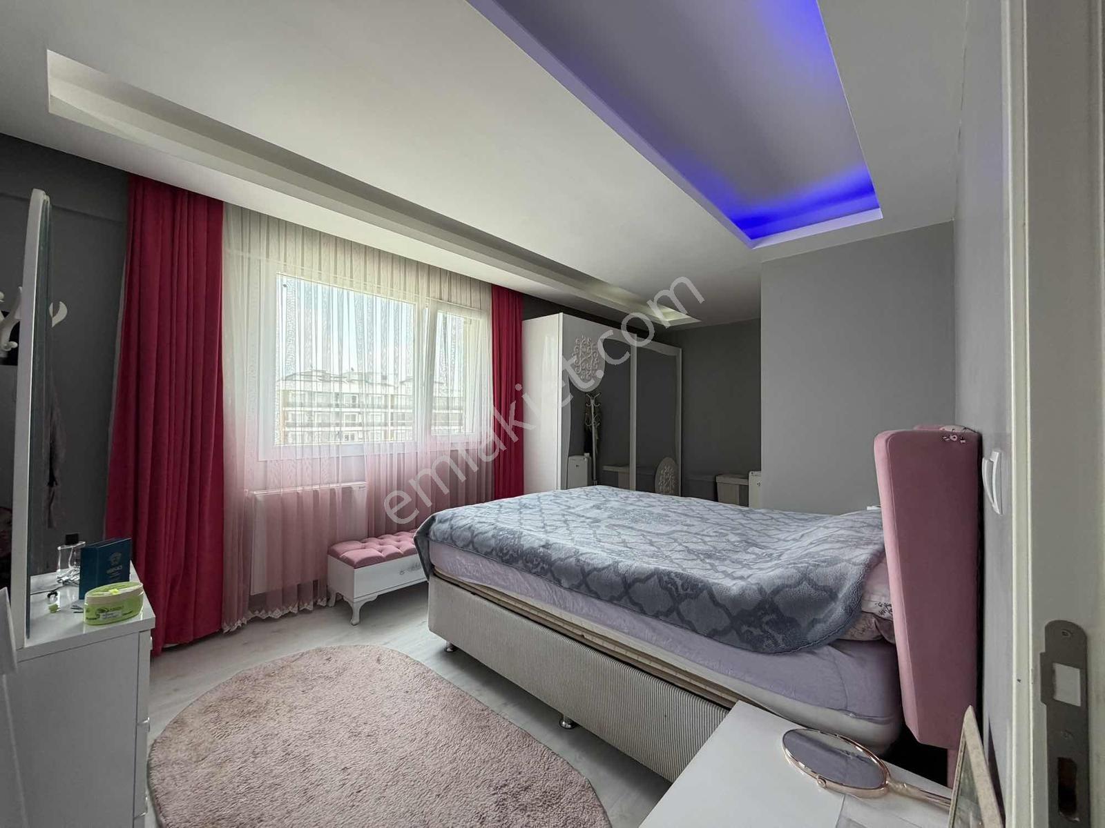 Bakandan 3+1 Ara Kat 160 Metre² Site İçi Havuz Cephe Daıre - Görsel 8