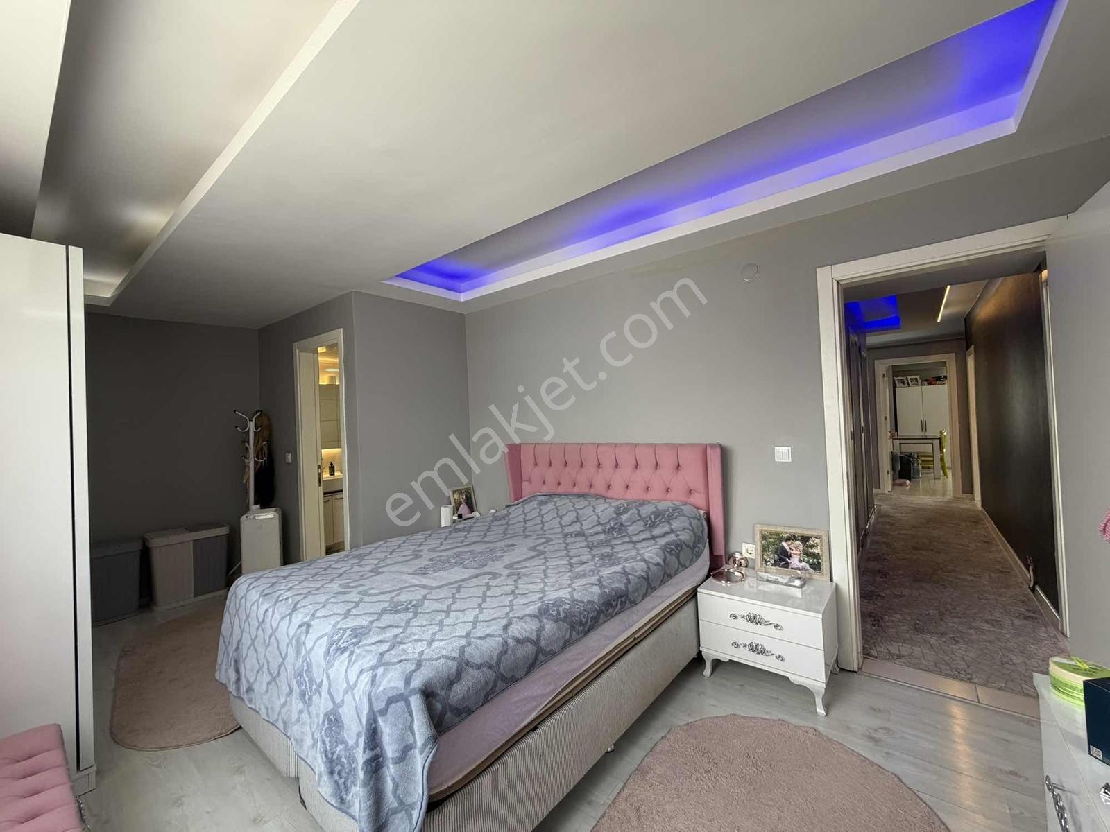 Bakandan 3+1 Ara Kat 160 Metre² Site İçi Havuz Cephe Daıre - Görsel 7