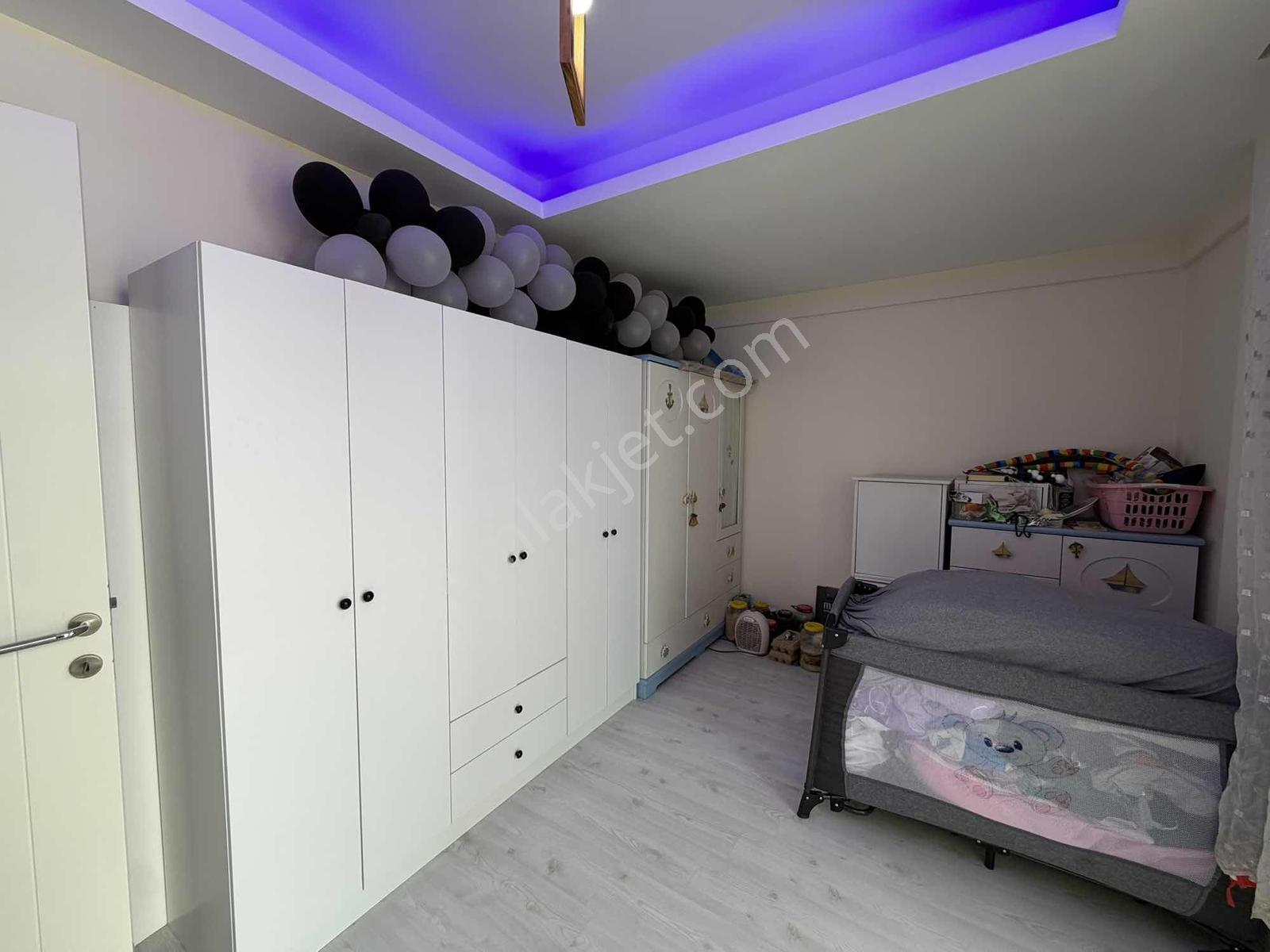 Bakandan 3+1 Ara Kat 160 Metre² Site İçi Havuz Cephe Daıre - Görsel 14