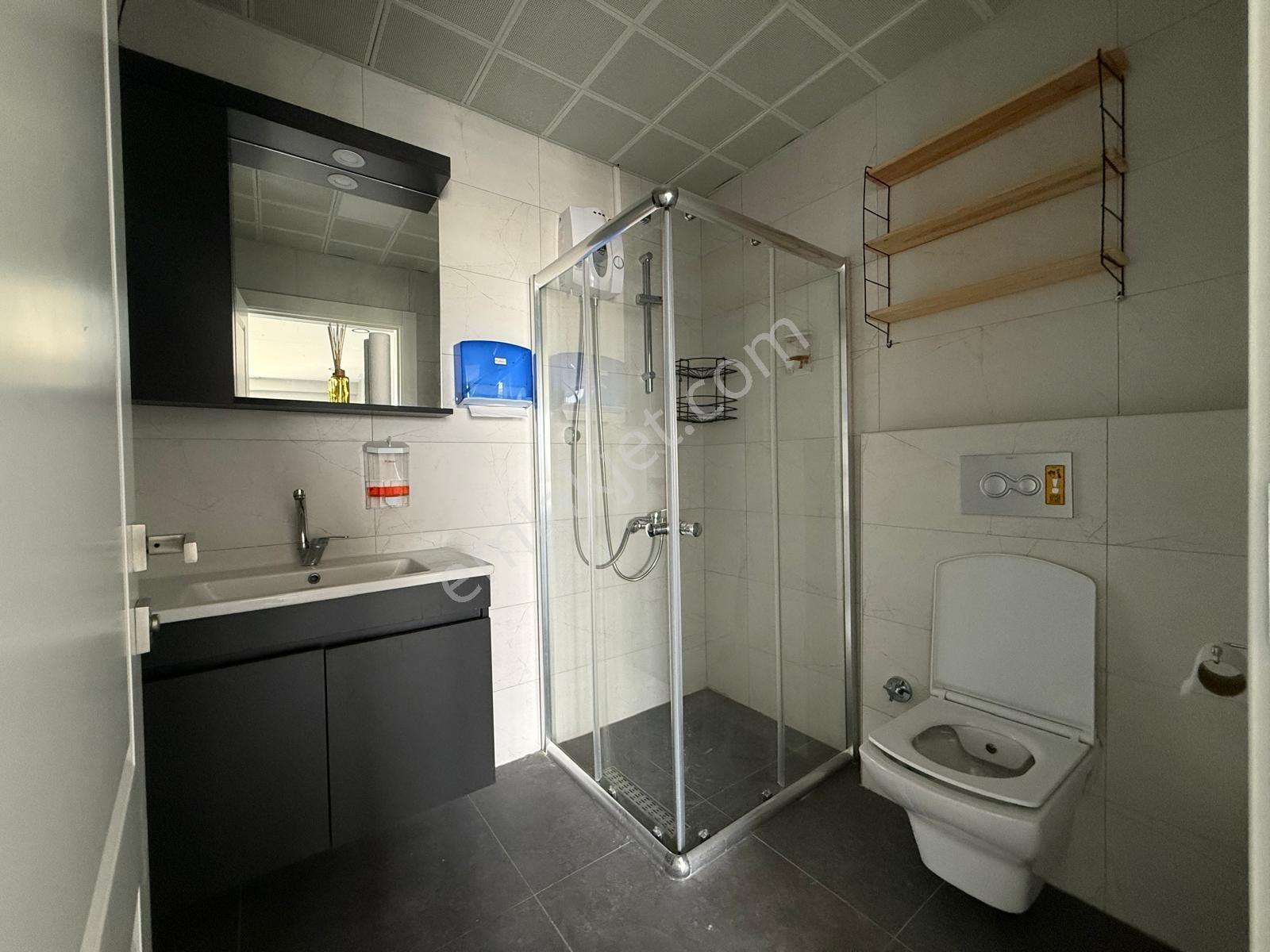 Bağlıca Bulvarı Üzeri Qule İş Merkezinde 1+1 Kiralık Ofisler - Görsel 23