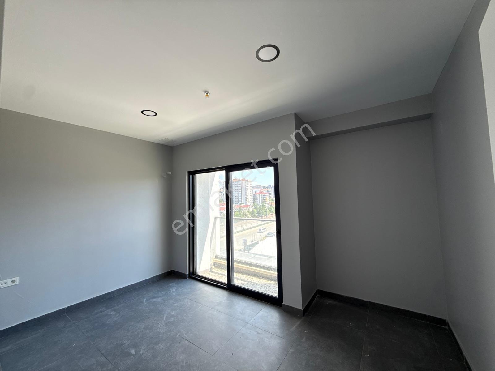 Bağlıca Bulvarı Üzeri Qule İş Merkezinde 1+1 Kiralık Ofisler - Görsel 2