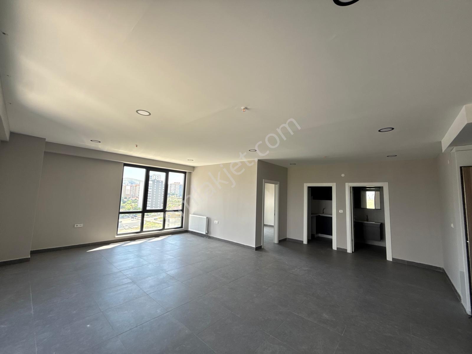 Bağlıca Bulvarı Üzeri Qule İş Merkezinde 1+1 Kiralık Ofisler - Görsel 19