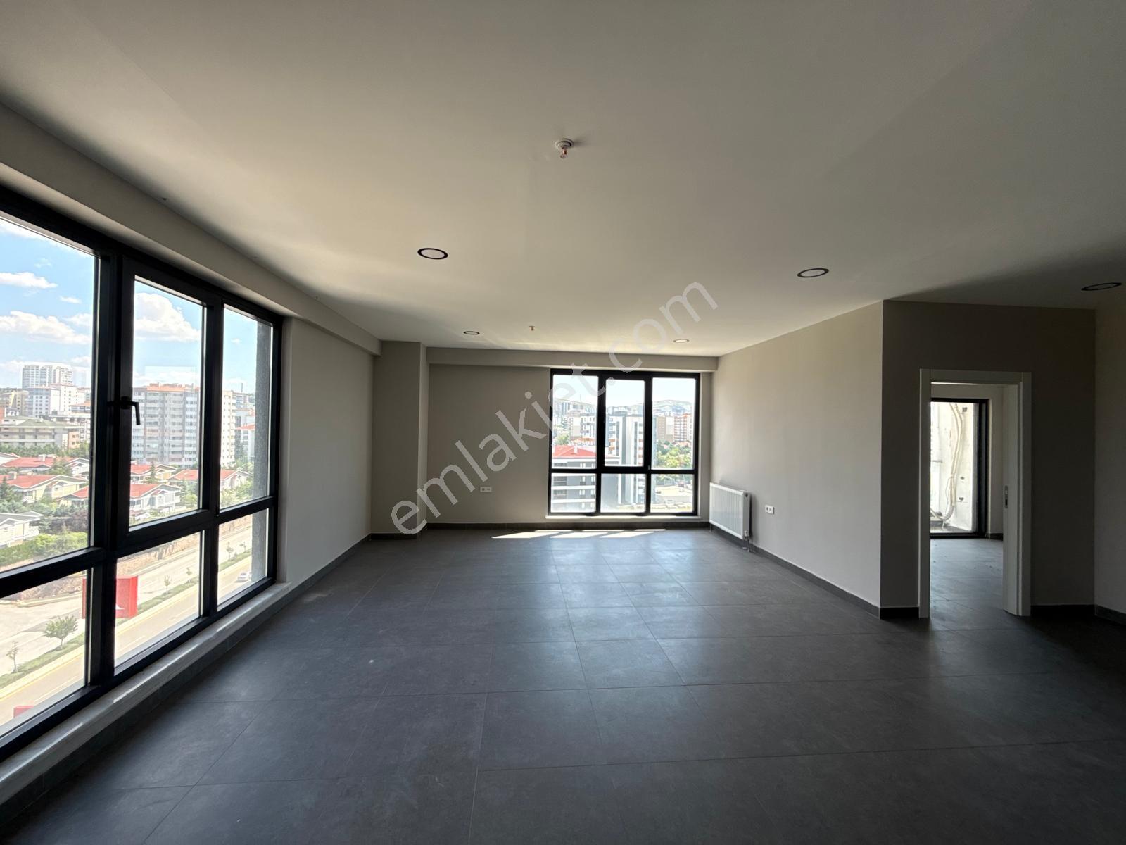 Bağlıca Bulvarı Üzeri Qule İş Merkezinde 1+1 Kiralık Ofisler - Görsel 26
