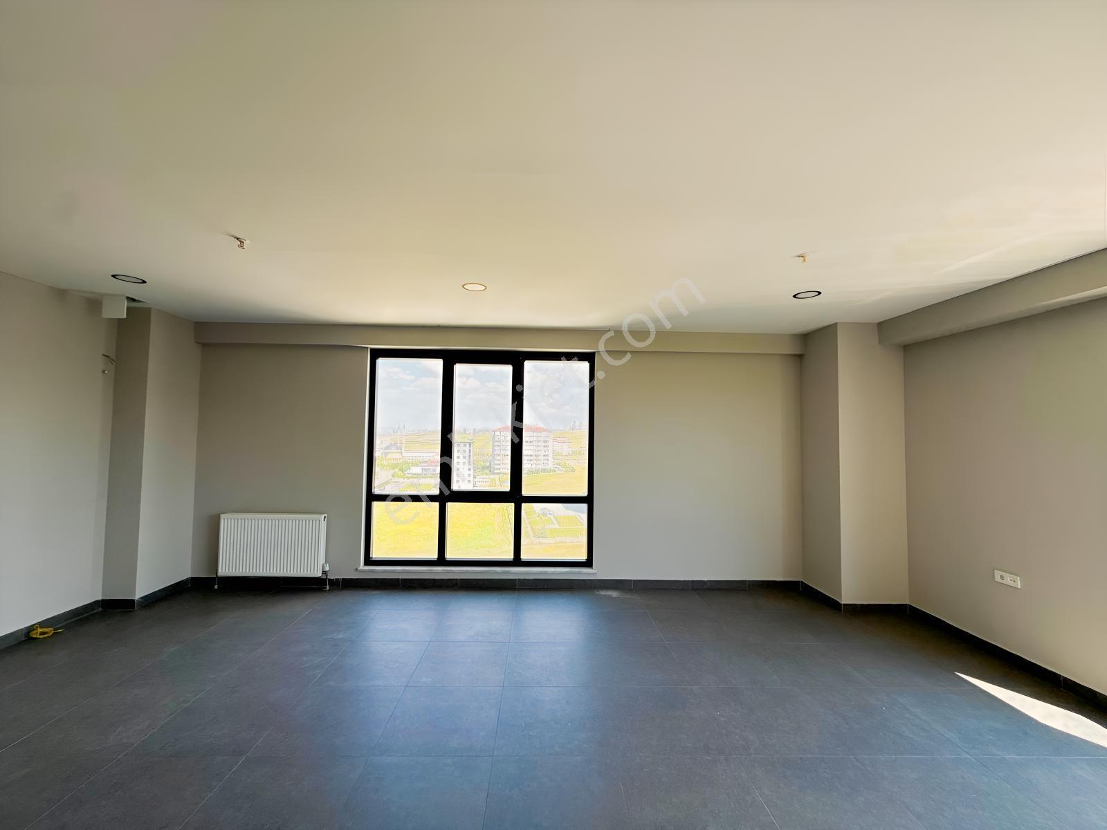 Bağlıca Bulvarı Üzeri Qule İş Merkezinde 1+1 Kiralık Ofisler - Görsel 3