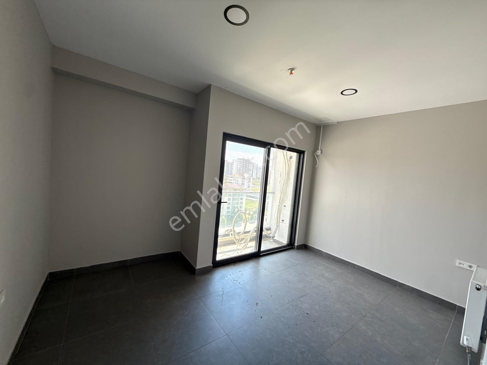 Bağlıca Bulvarı Üzeri Qule İş Merkezinde 1+1 Kiralık Ofisler - Görsel 28