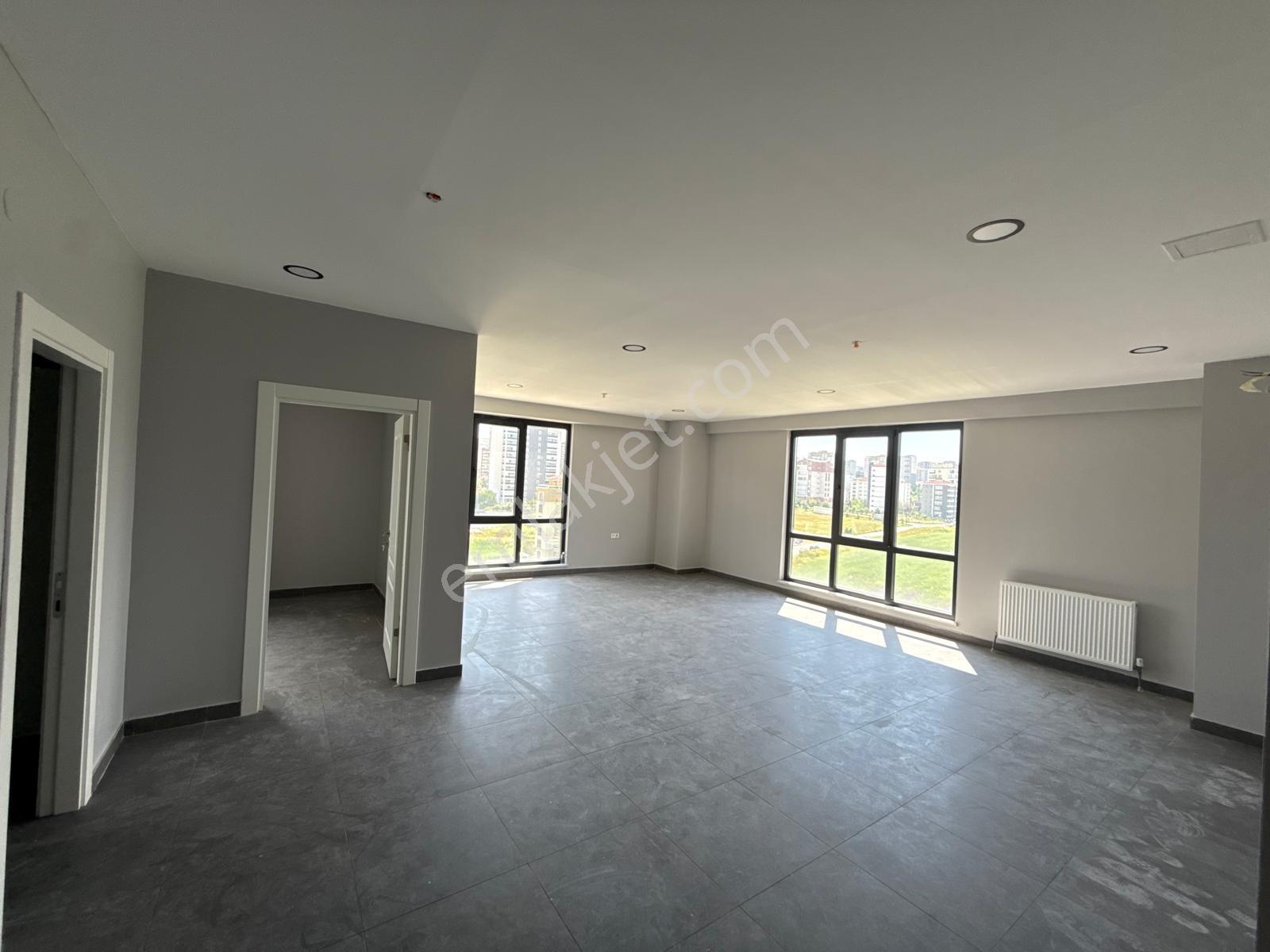 Bağlıca Bulvarı Üzeri Qule İş Merkezinde 1+1 Kiralık Ofisler - Görsel 4