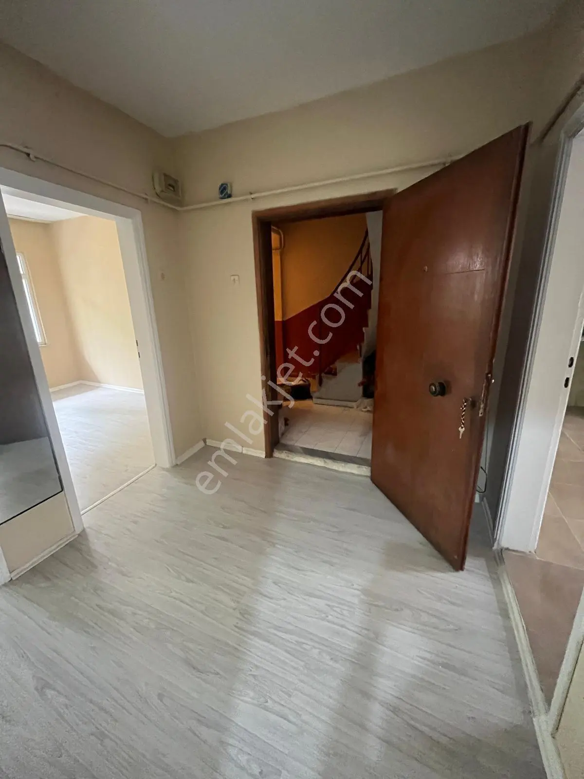 Yenişehir'de Bahçeli, Müstakil Havasında 2+1 Kiralık Daire - Görsel 5
