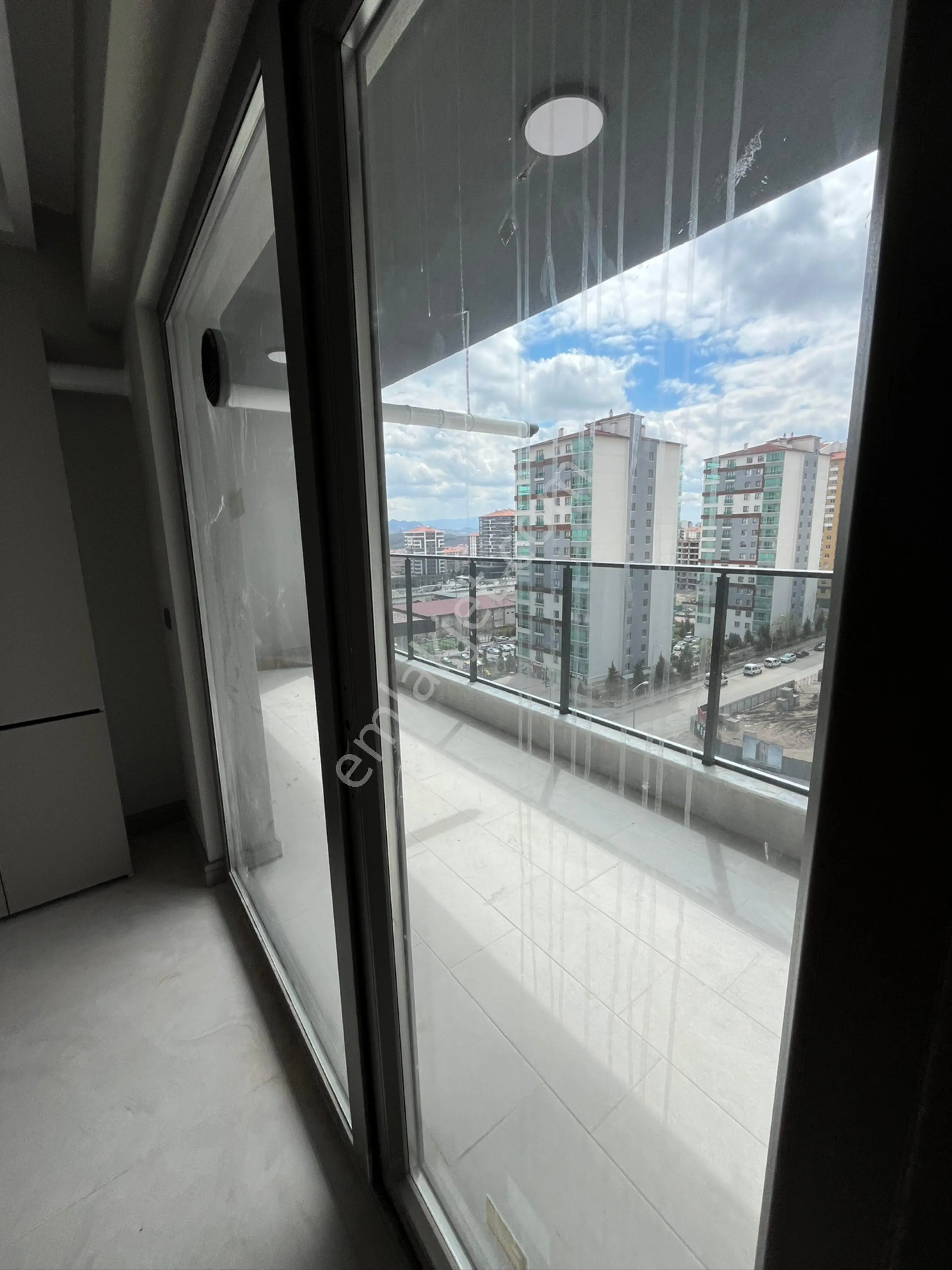 Yavuz Bulvarında 1+1 Kiralık Home Ofis - Görsel 3