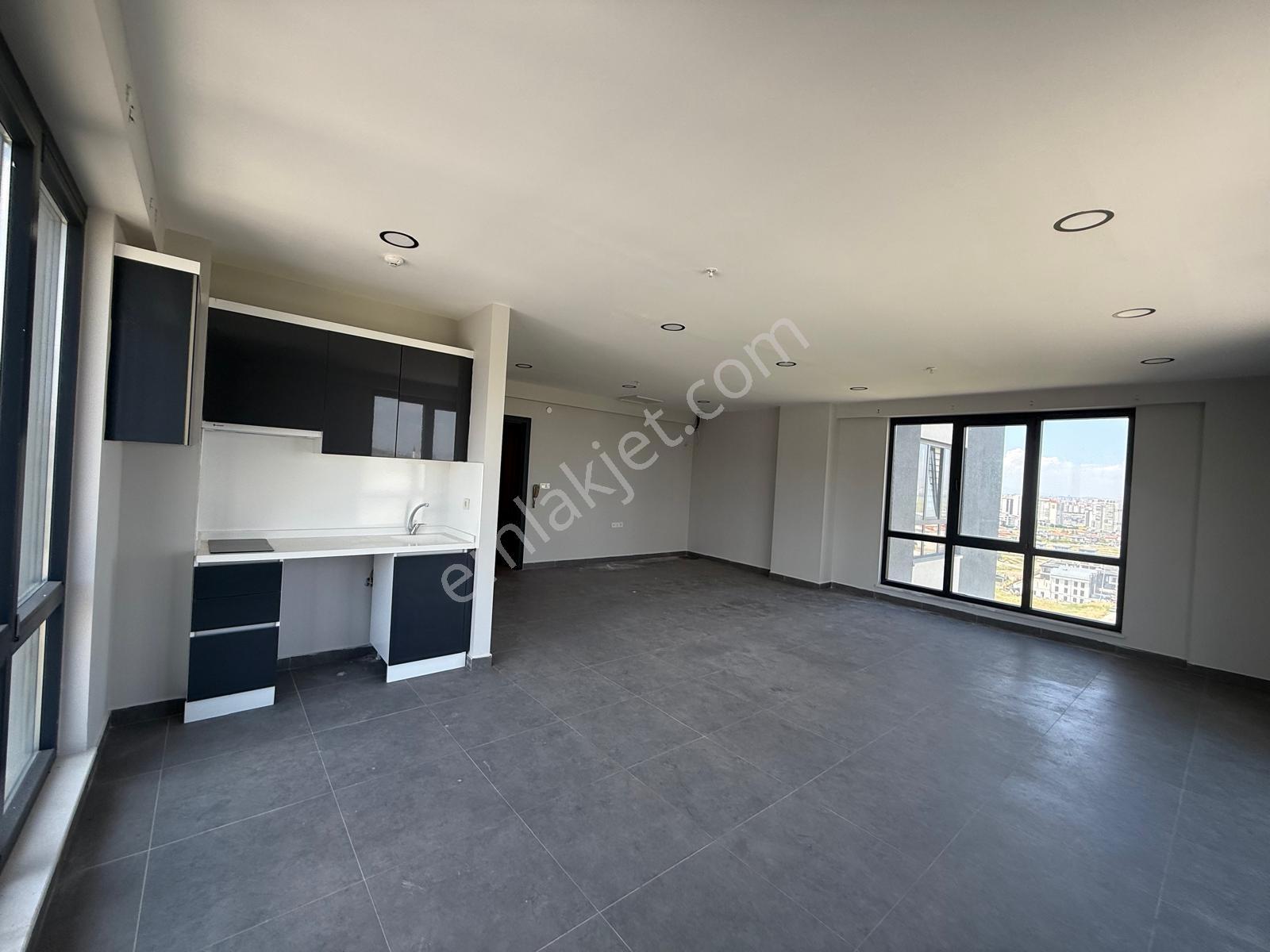 Bağlıca Bulvarı Üzeri Qule İş Merkezinde 1+0 Kiralık Ofisler - Görsel 18