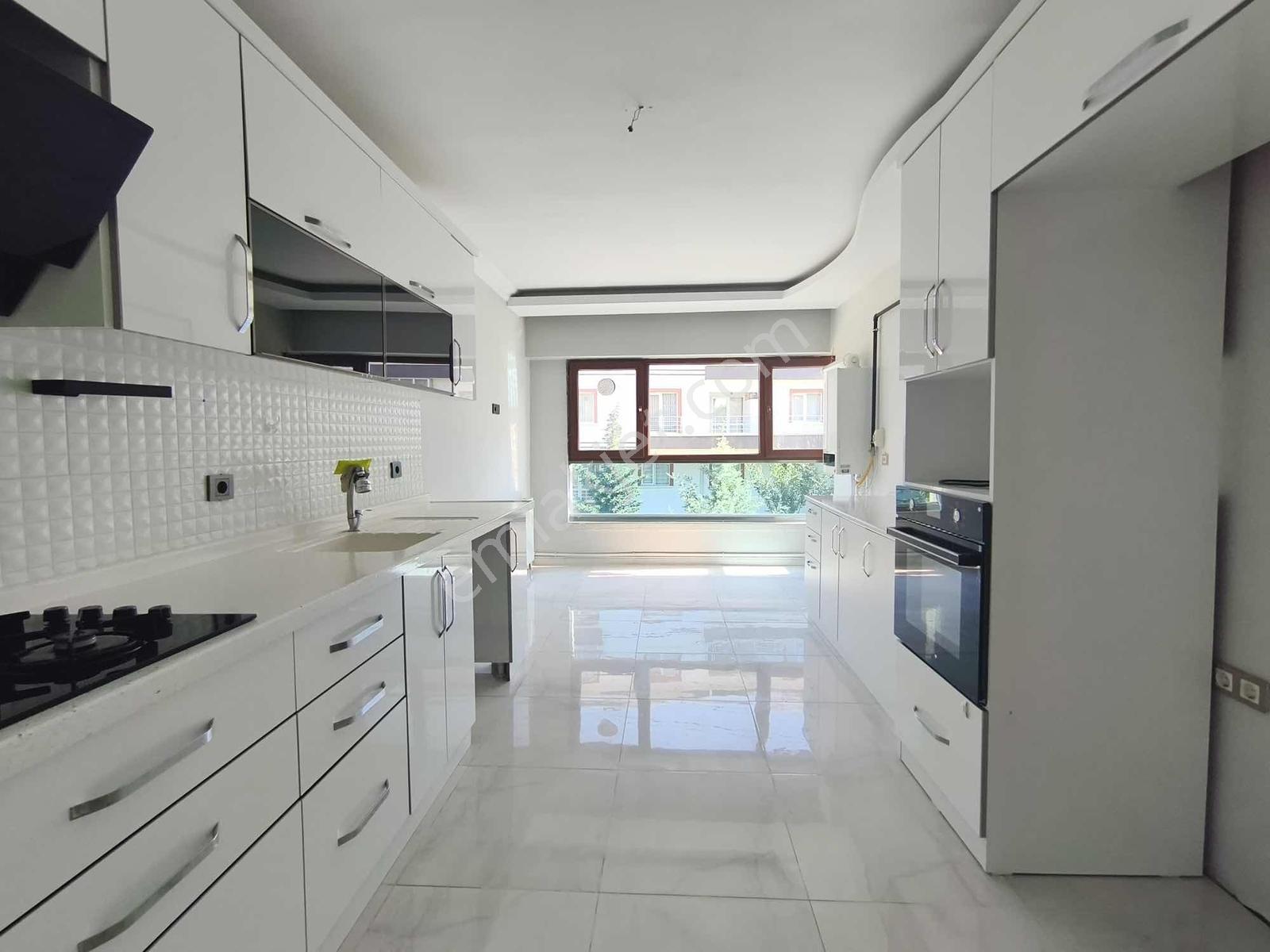 Eksen'den Yıldıztepe'de Kiralık Yapılı 3+1 Katta Daire - Görsel 20