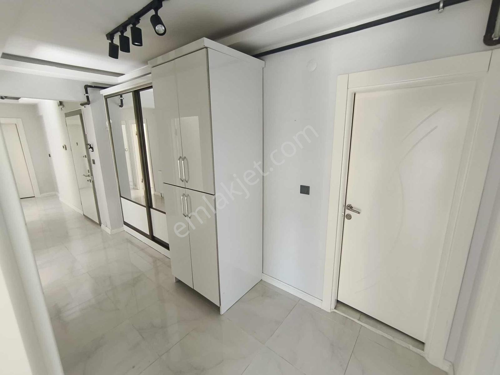 Eksen'den Yıldıztepe'de Kiralık Yapılı 3+1 Katta Daire - Görsel 24