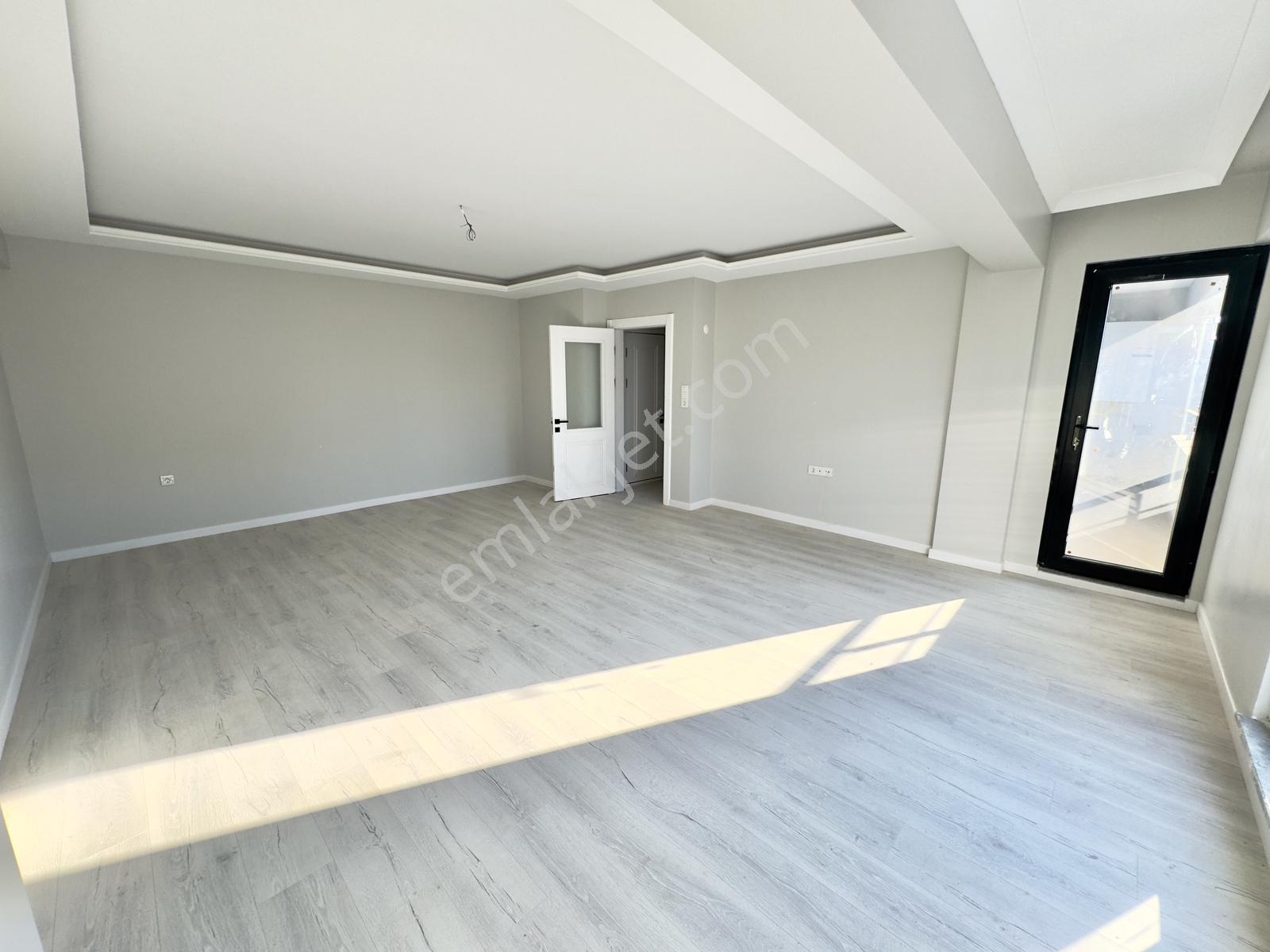 Başiskele Merkez'de Yeni Binada Kiralık 3+1 Dubleks Daire - Görsel 4