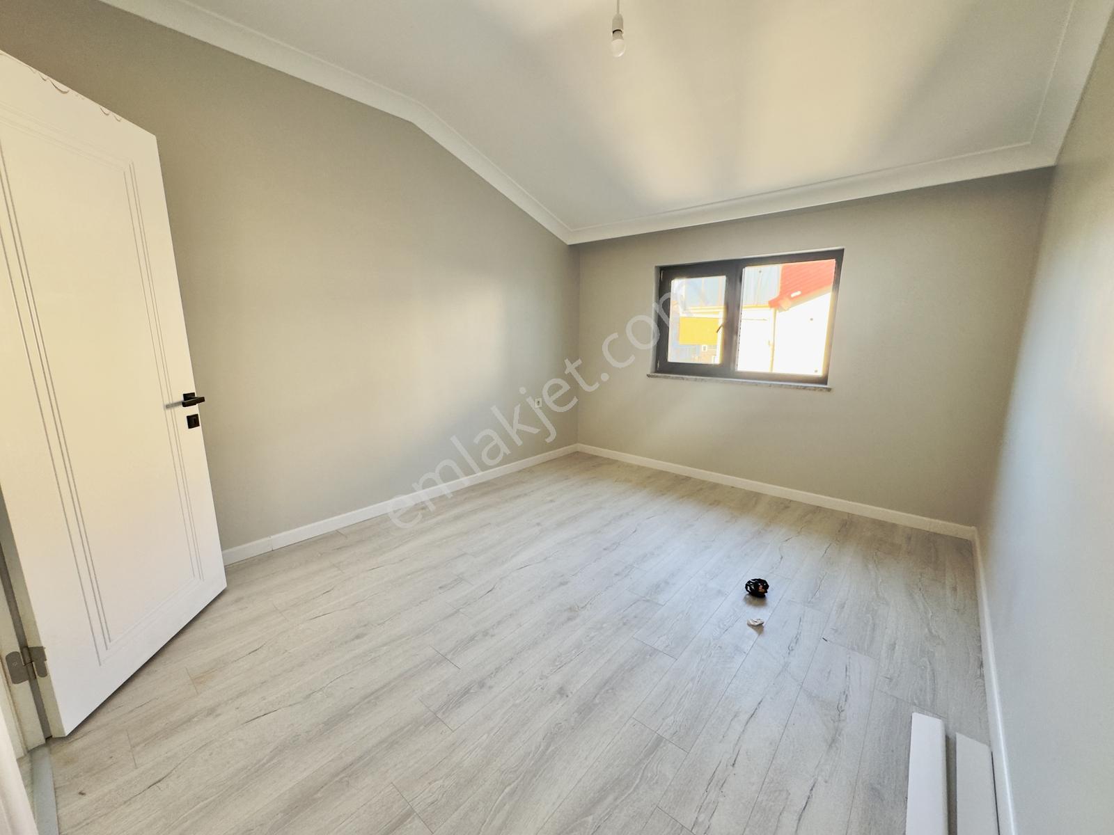Başiskele Merkez'de Yeni Binada Kiralık 3+1 Dubleks Daire - Görsel 9