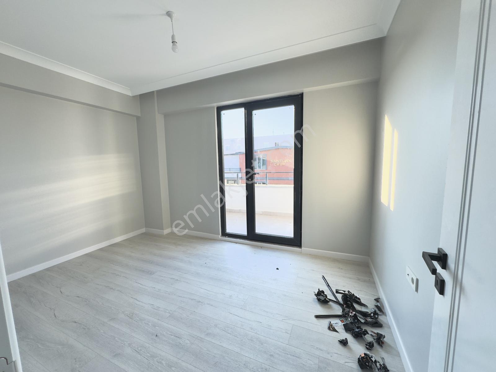 Başiskele Merkez'de Yeni Binada Kiralık 3+1 Dubleks Daire - Görsel 13