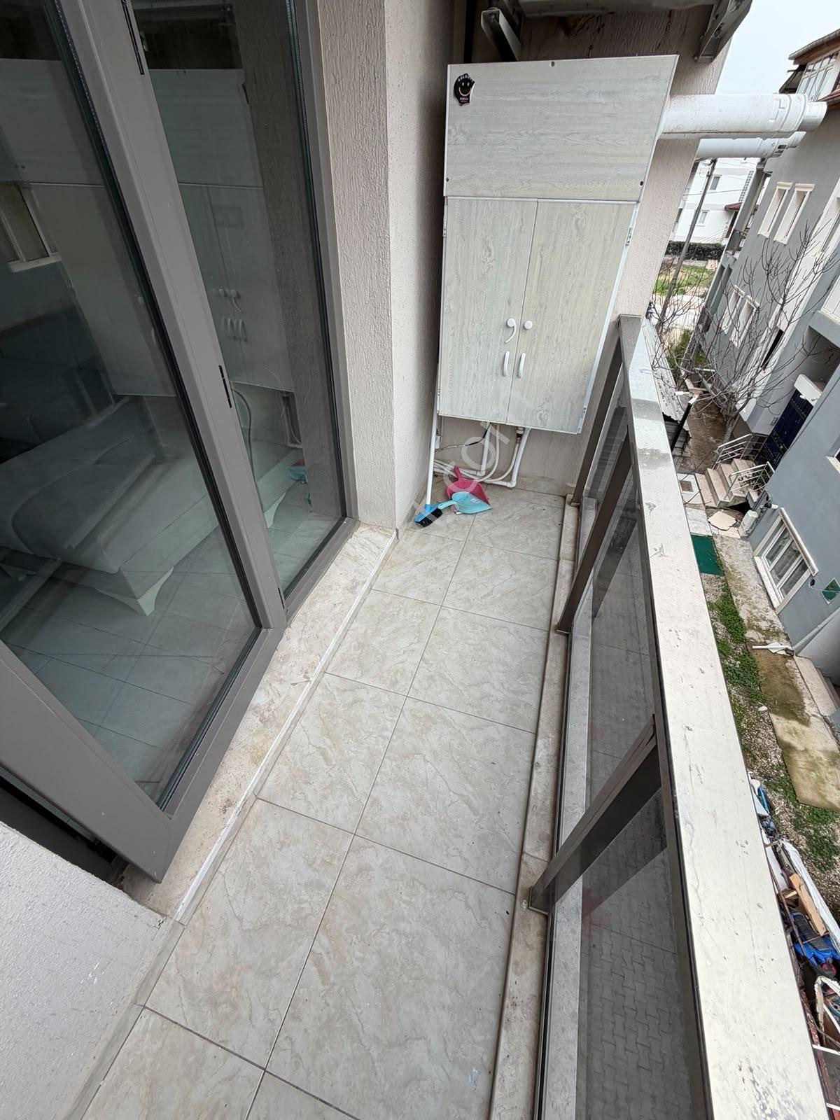 Zeytinköy Mah.üniversite Yakını Ara Kat Balkonlu Klimalı Apart - Görsel 6