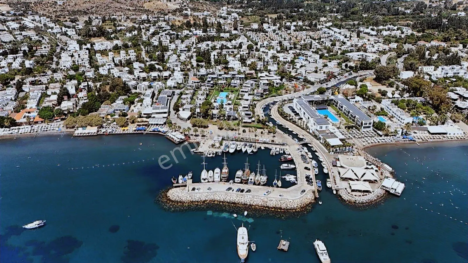 Bodrum Ortakent Denize Sıfır Konumda 2+1 Eşyalı Satılık Daire - Görsel 22