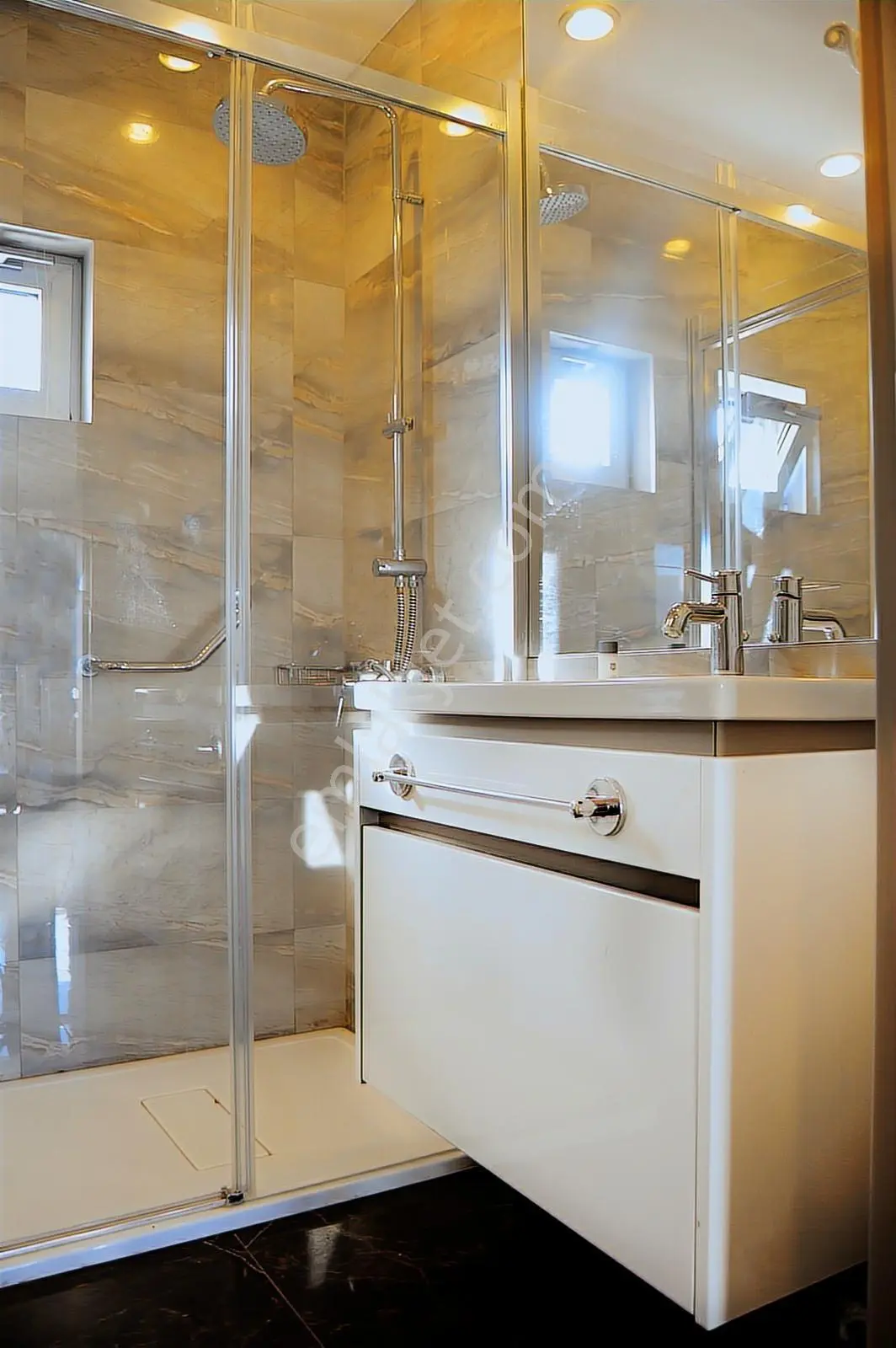 Bodrum Ortakent Denize Sıfır Konumda 2+1 Eşyalı Satılık Daire - Görsel 16