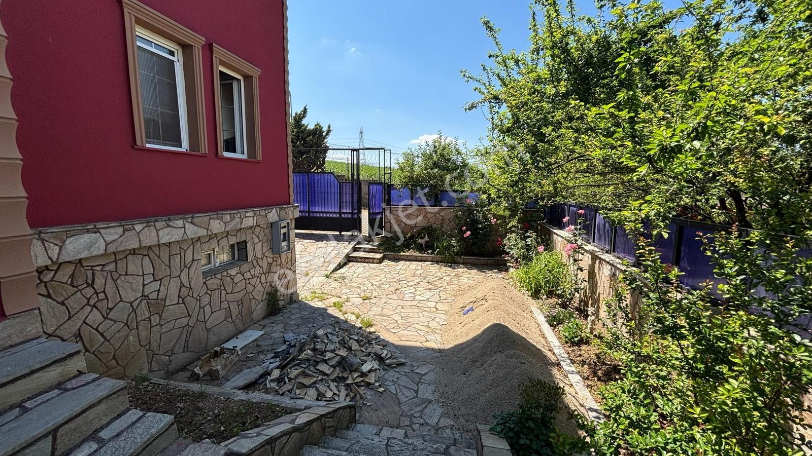 Expert'ten İnegöl Şehitler'de 5+1 Satılık Villa - Görsel 23