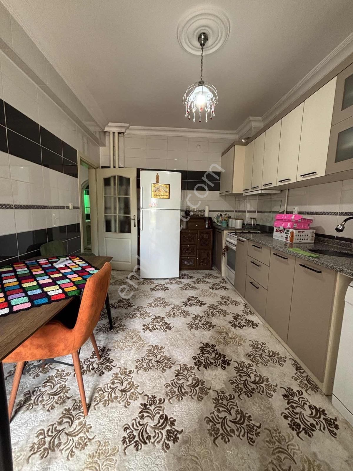 Fetih Caddesi Üzerinde 3+1 Satılık Genişş Daire - Görsel 13