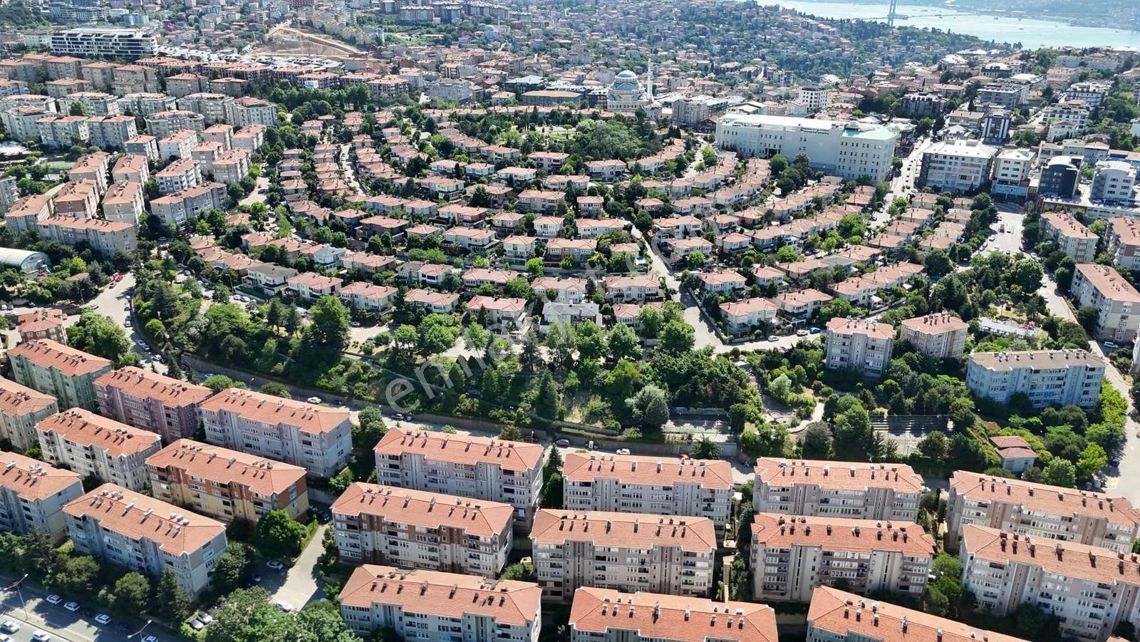 Üsküdar Çengelköy Ata-2 Sitesinde 300 M2 Boş Tripleks Villa - Görsel 23