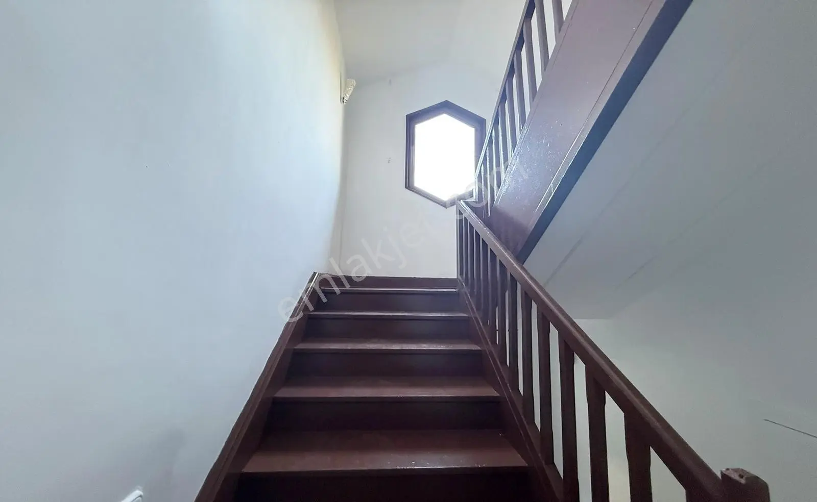 Kurumsal Firmalara Kiralık 5+2 Müstakil Villa Göl Manzaralı - Görsel 2