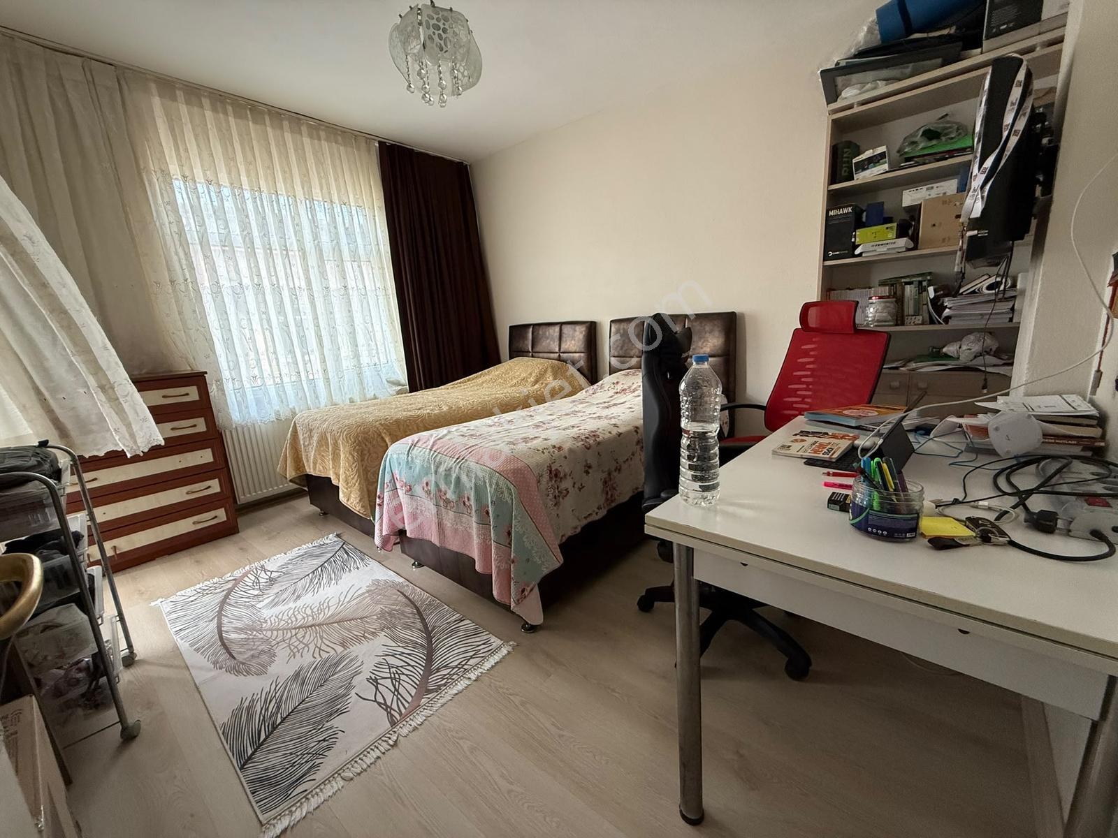Köprü Emlaktan Gazi Mah. 2+1 102 M2 Balkonlu Ara Kat Daire - Görsel 31