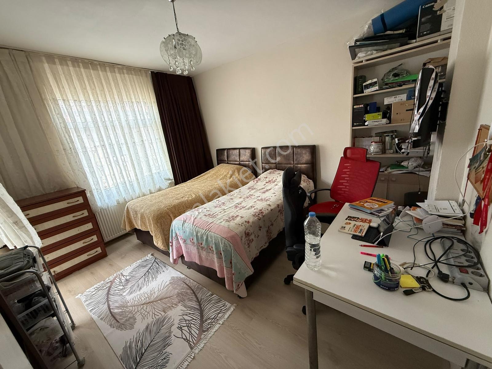 Köprü Emlaktan Gazi Mah. 2+1 102 M2 Balkonlu Ara Kat Daire - Görsel 32