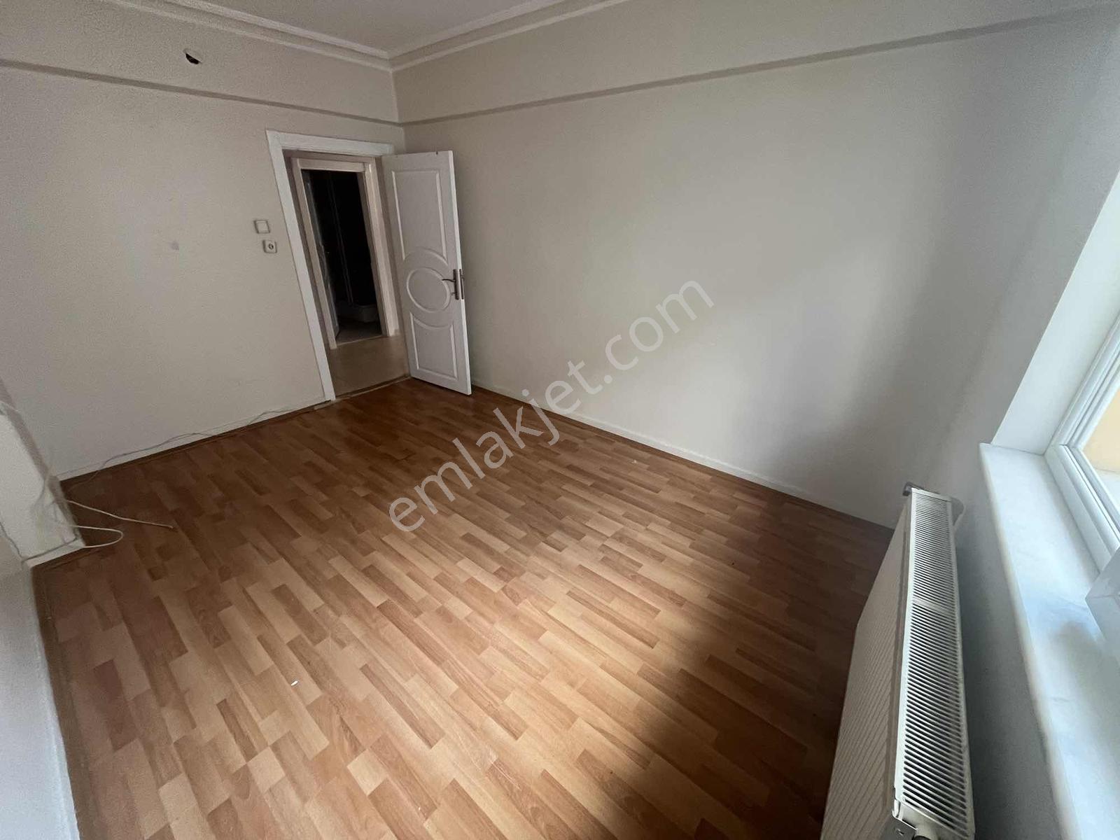 Gata Yakını Kiralık 3+1 En Üst Kat Çift Balkon Daire - Görsel 33