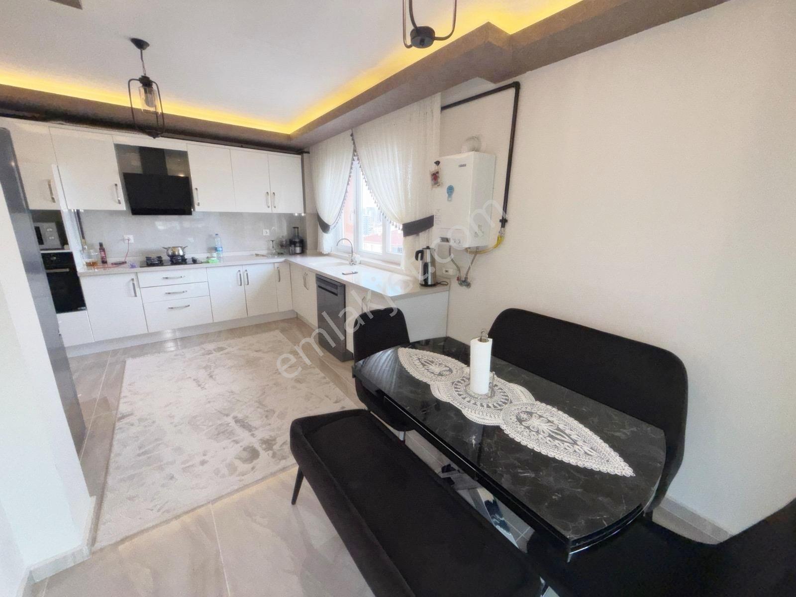 Cadde Üzerinde Full Yapılı 4+1 Satılık Okullar Bölgesinde Daire - Görsel 6