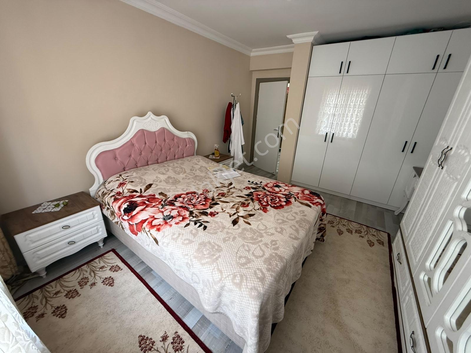 Krediye Uygun !! Satılık 3+1/130m2 Full Yapılı Güney Cephe Daire - Görsel 14