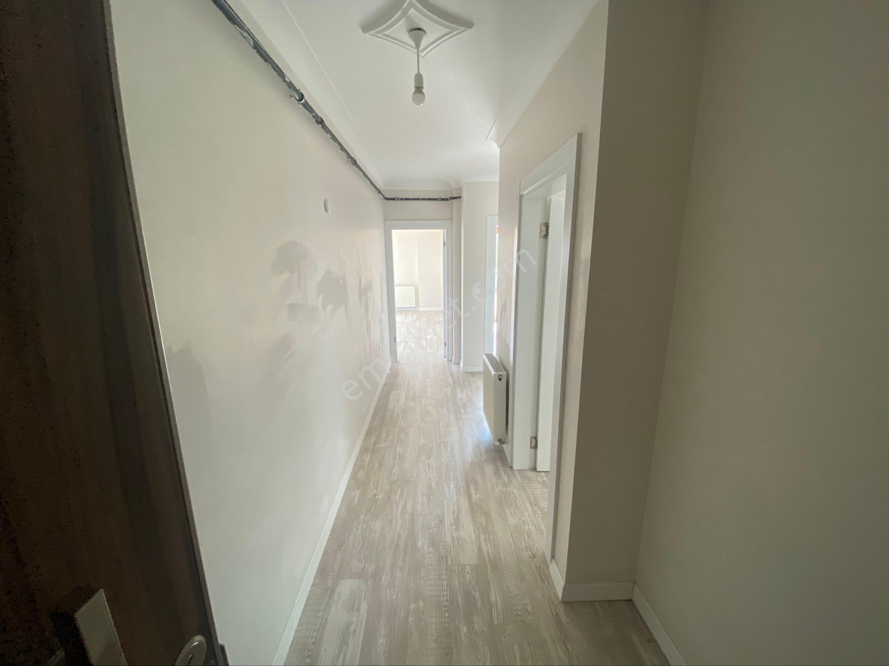 Gölcük Hisareyn'de Site İçi 4+1 Kiralık Bahçe Dubleks - Görsel 3