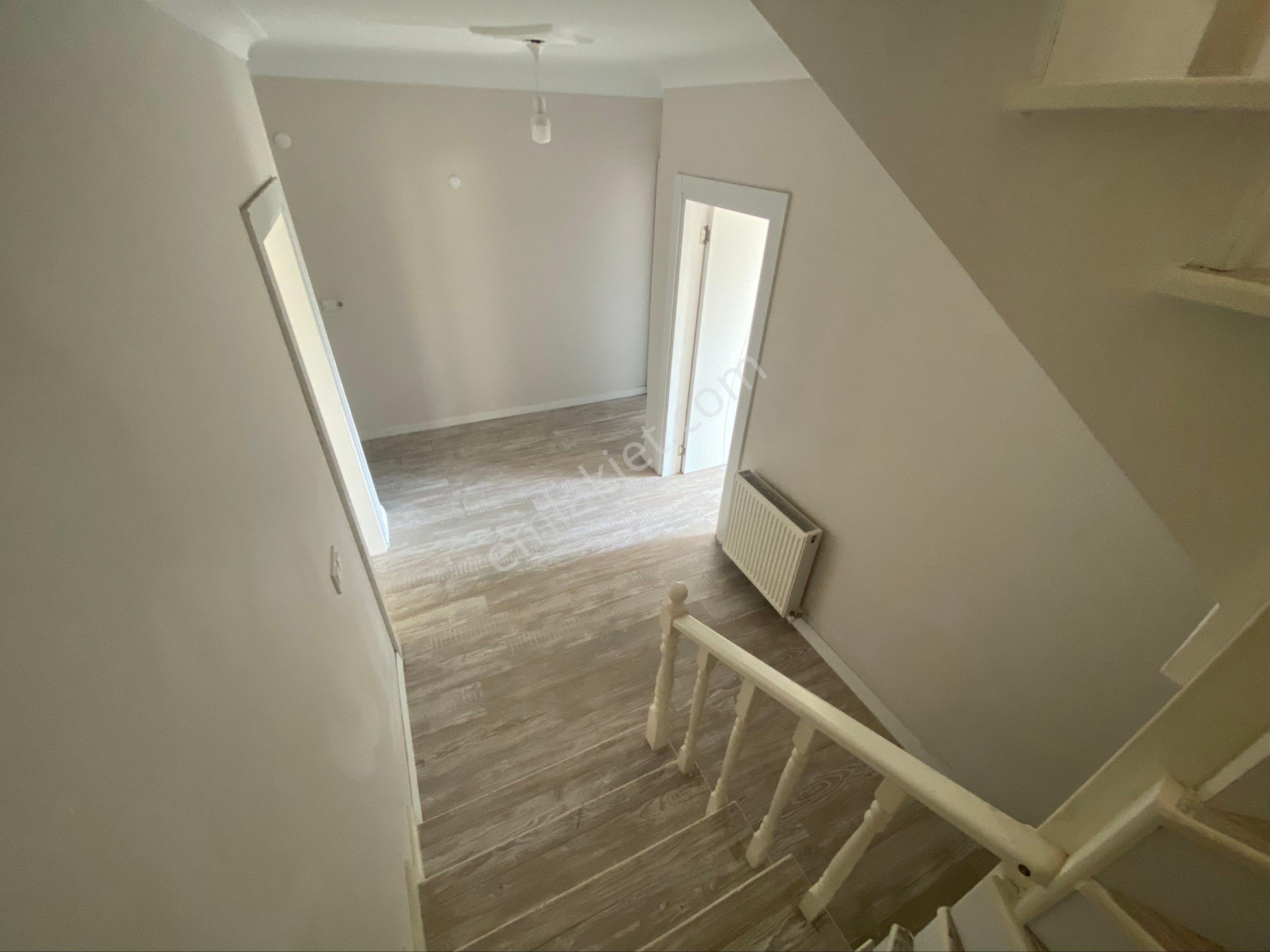 Gölcük Hisareyn'de Site İçi 4+1 Kiralık Bahçe Dubleks - Görsel 11