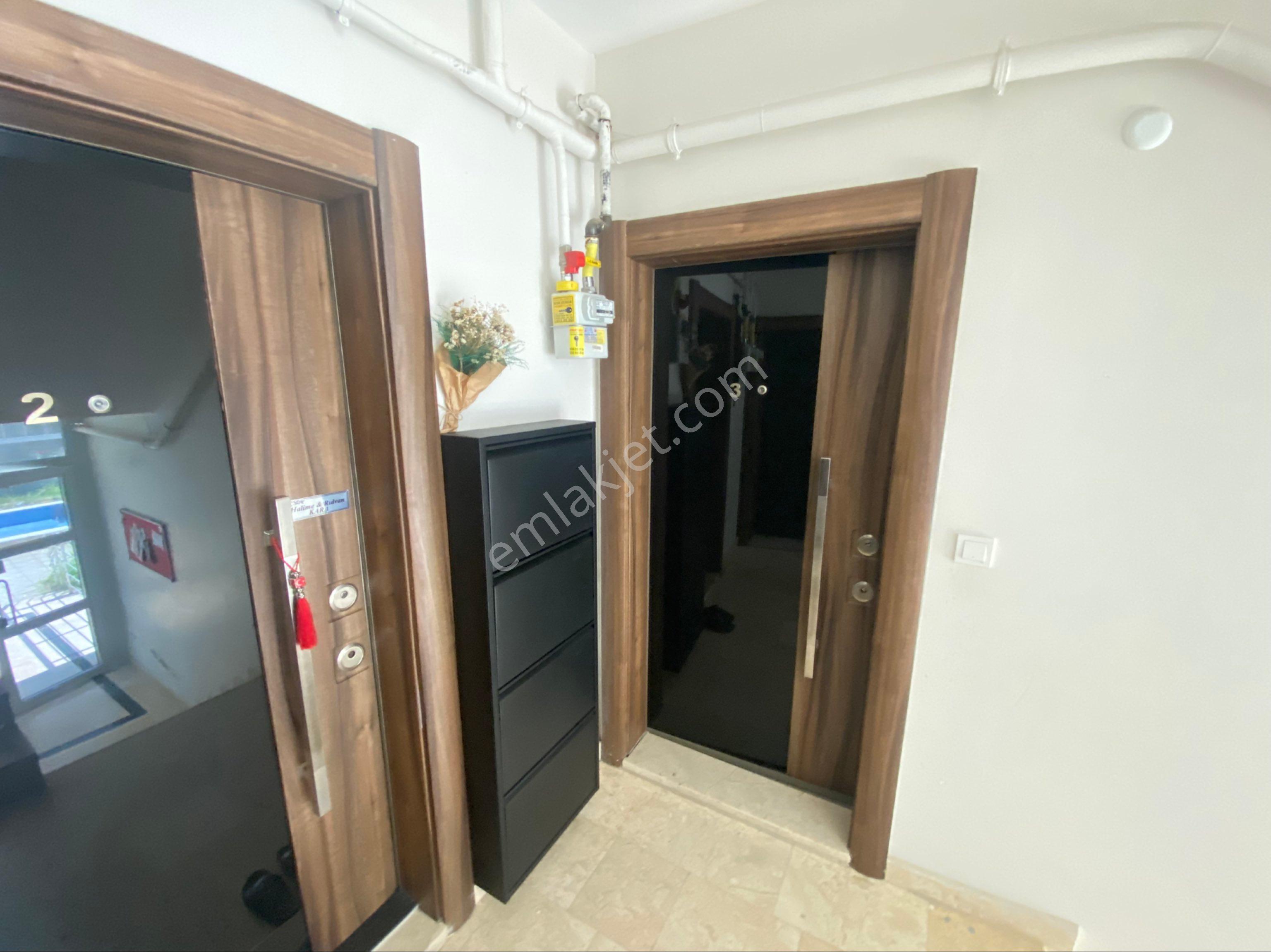 Gölcük Hisareyn'de Site İçi 4+1 Kiralık Bahçe Dubleks - Görsel 2