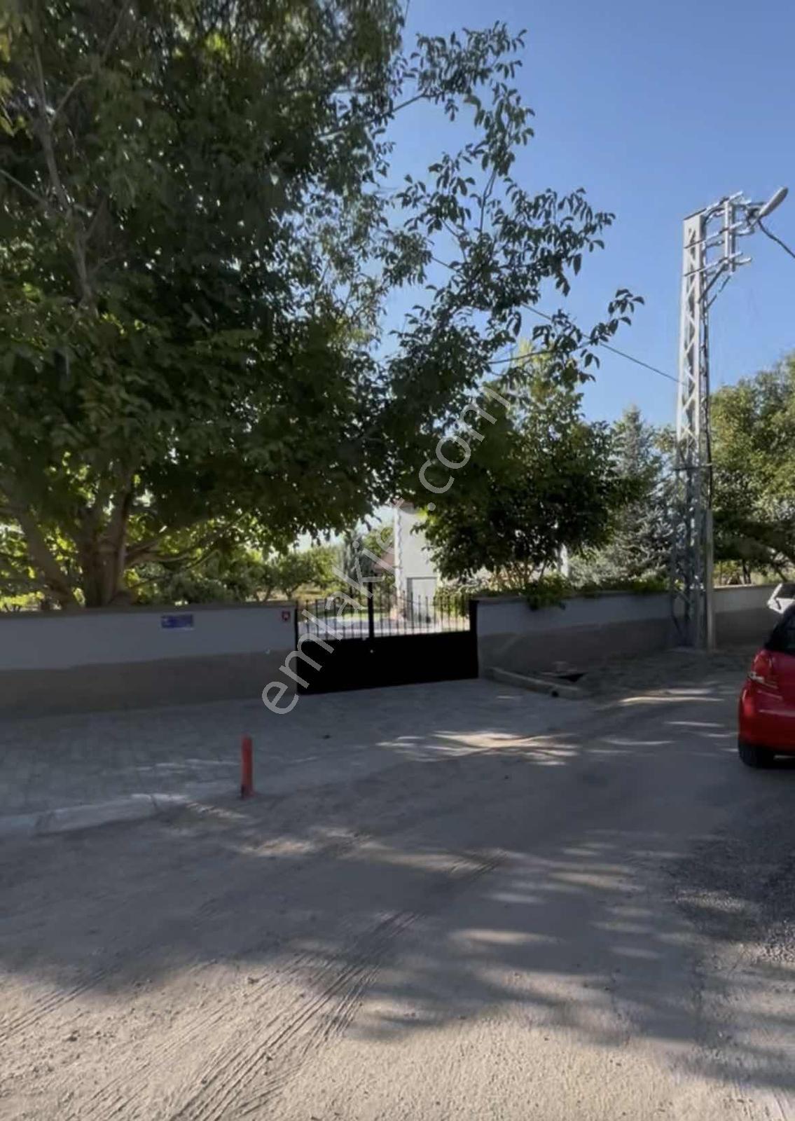 Kemerhisar Merkezde Sulu Verimli Arazi |yatırımlık 6104 M2 - Görsel 15