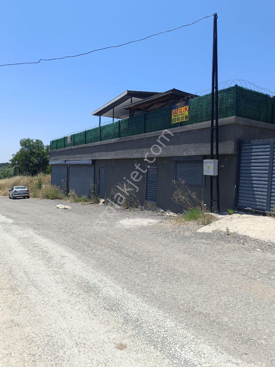 Buca Belenbaşı Köyünde Satılık Müstakil Villa
