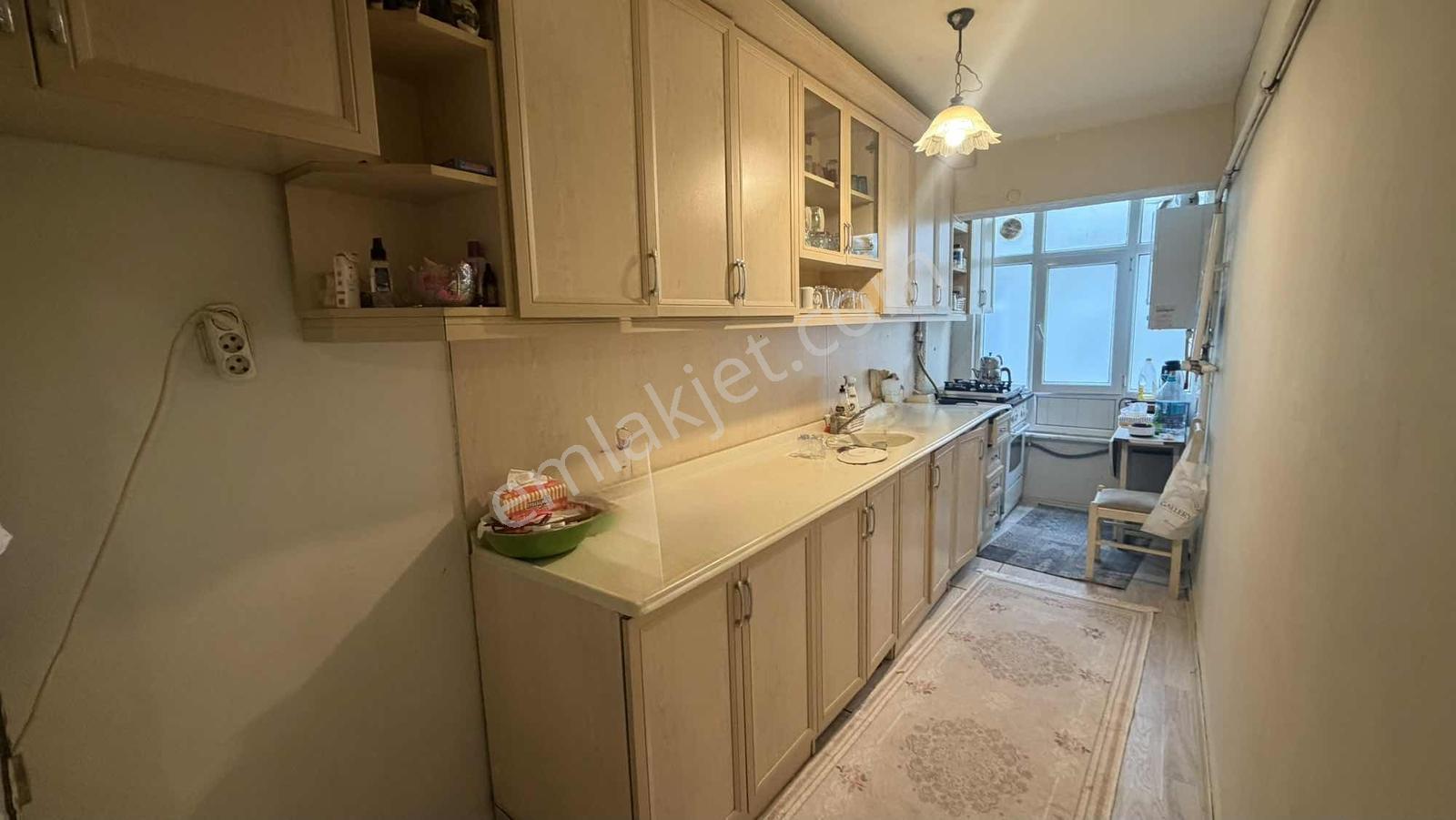 Kirazlıda Site İçerisinde 2+1 85 M2 Balkonlu Geniş Daire - Görsel 13