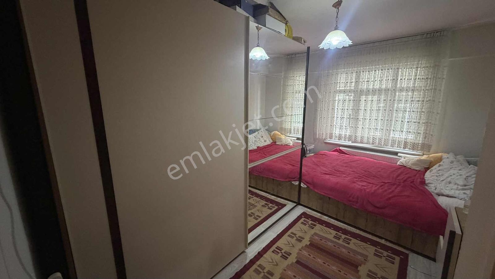 Kirazlıda Site İçerisinde 2+1 85 M2 Balkonlu Geniş Daire - Görsel 15