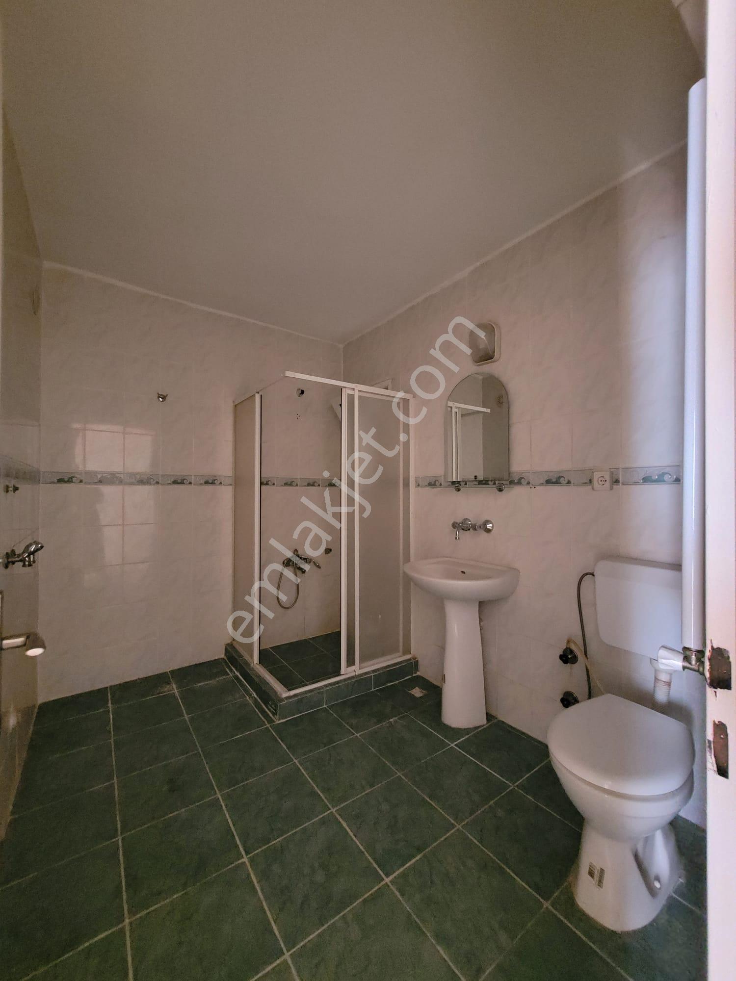Çiğli Yenimahalle De Muhteşem Konumda 3+1 Kiralık Daire - Görsel 9