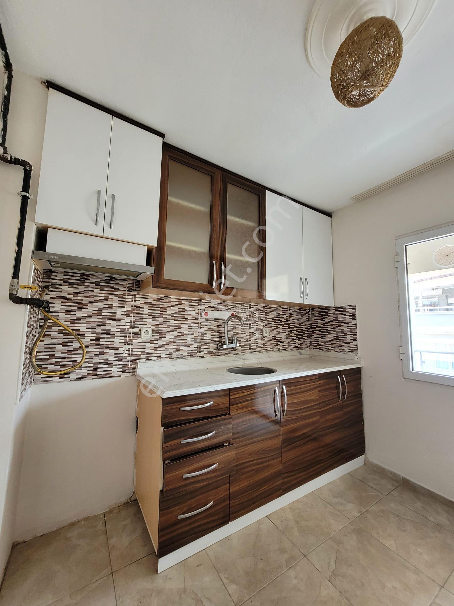Çiğli Yenimahalle De Muhteşem Konumda 3+1 Kiralık Daire - Görsel 16