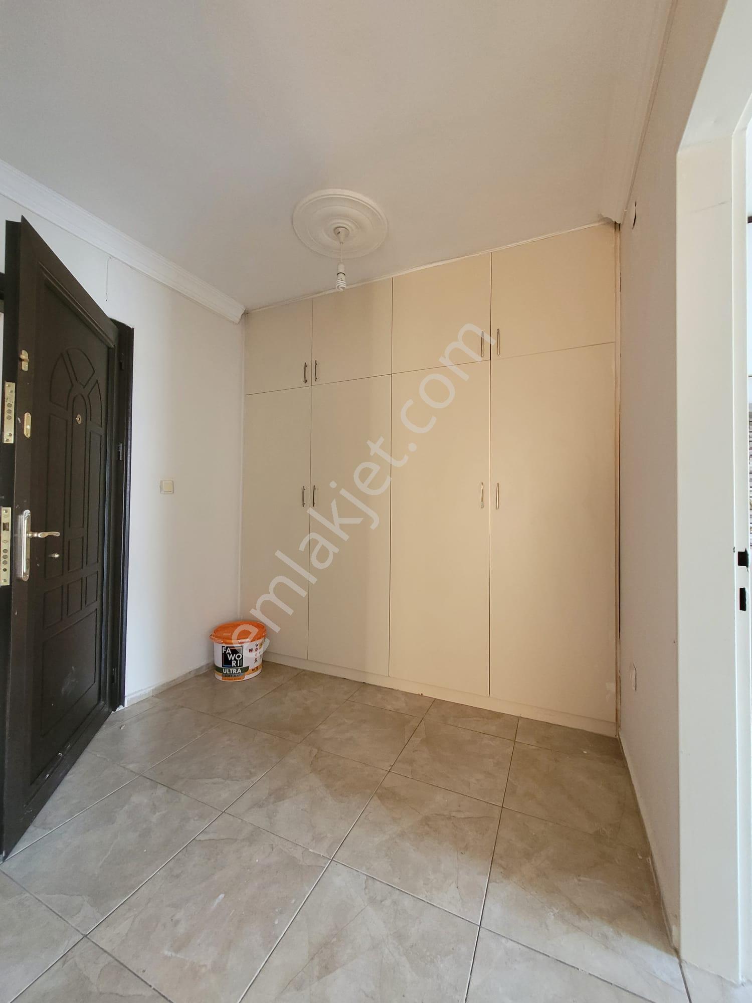 Çiğli Yenimahalle De Muhteşem Konumda 3+1 Kiralık Daire - Görsel 19