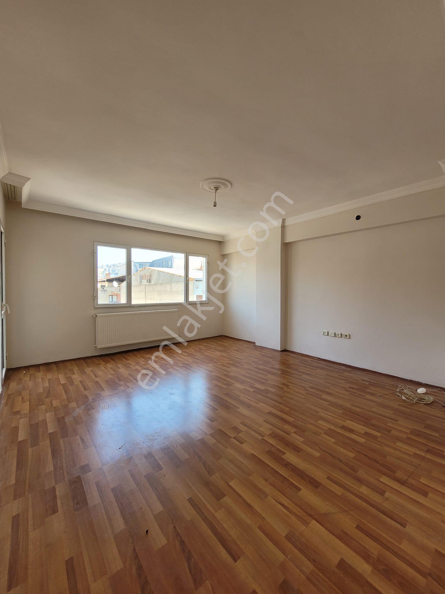 Çiğli Yenimahalle De Muhteşem Konumda 3+1 Kiralık Daire - Görsel 12
