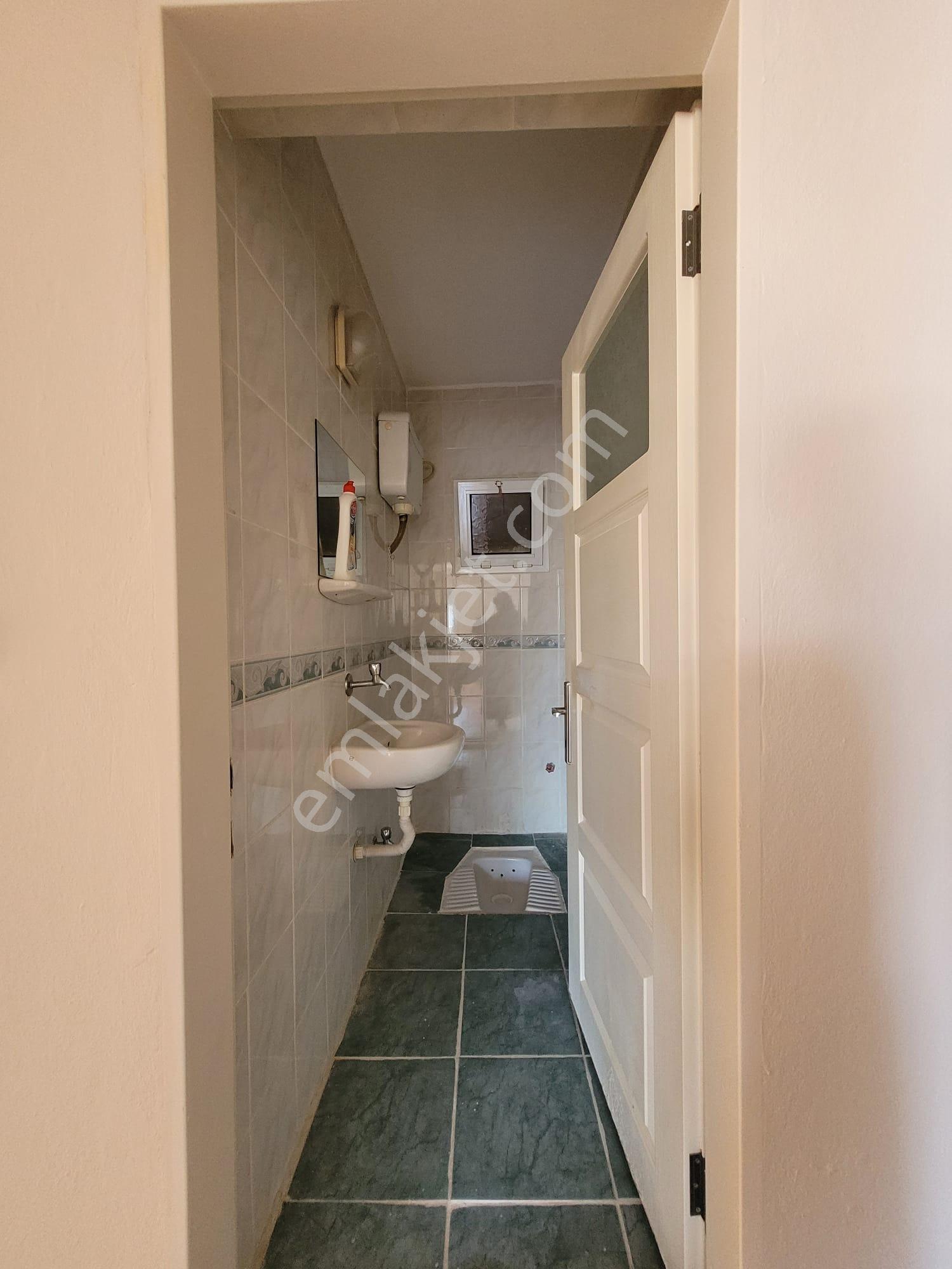 Çiğli Yenimahalle De Muhteşem Konumda 3+1 Kiralık Daire - Görsel 18