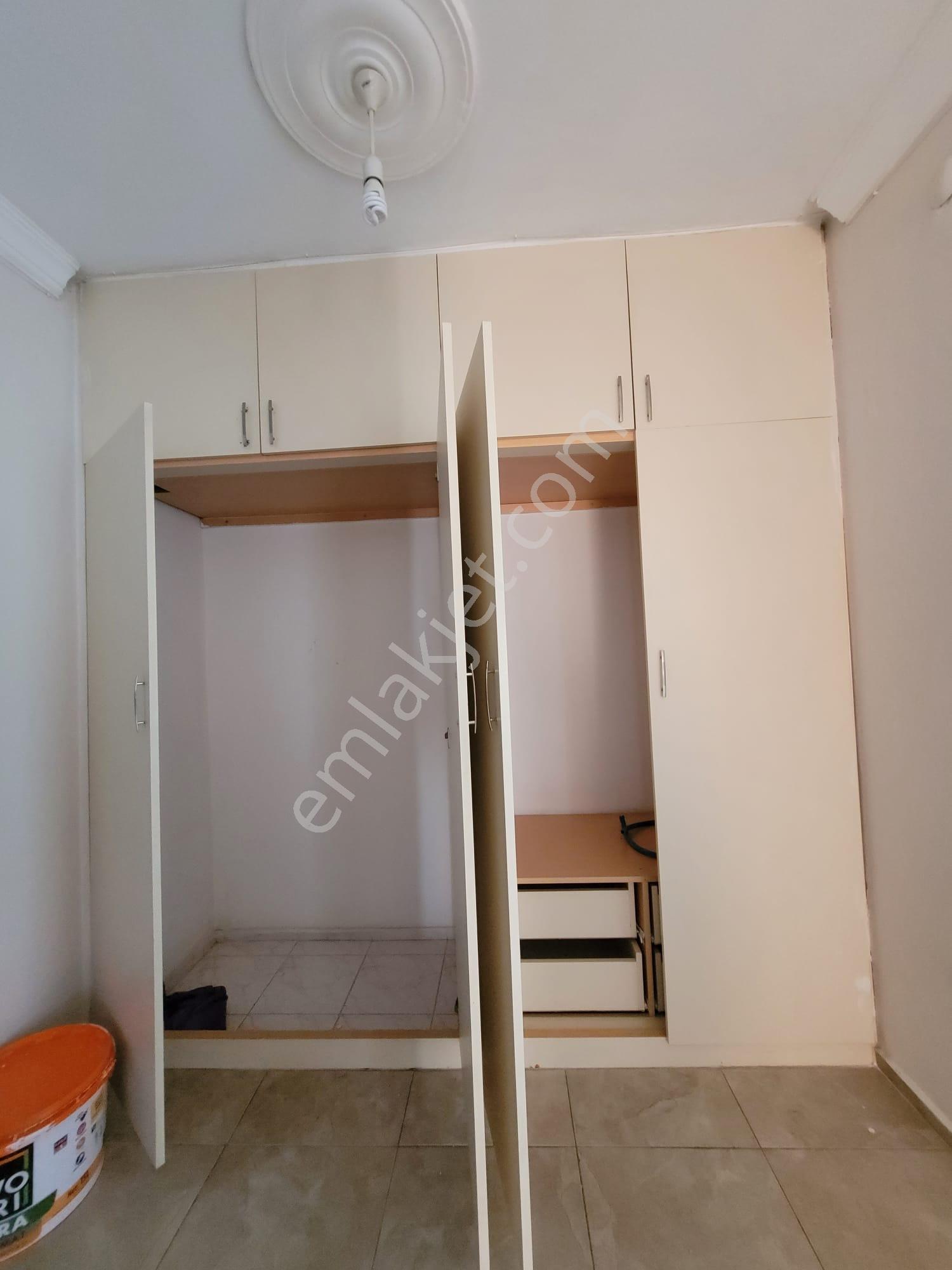 Çiğli Yenimahalle De Muhteşem Konumda 3+1 Kiralık Daire - Görsel 22