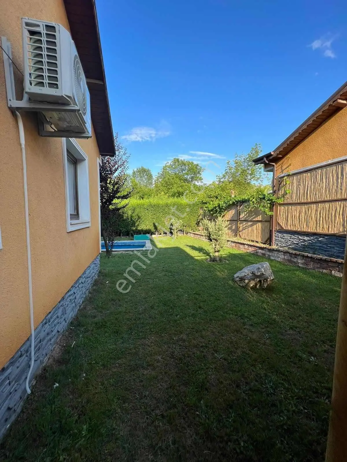 Sapanca Kırkpınar'da Eşyalı Havuzlu Bahçeli Villa - Görsel 4