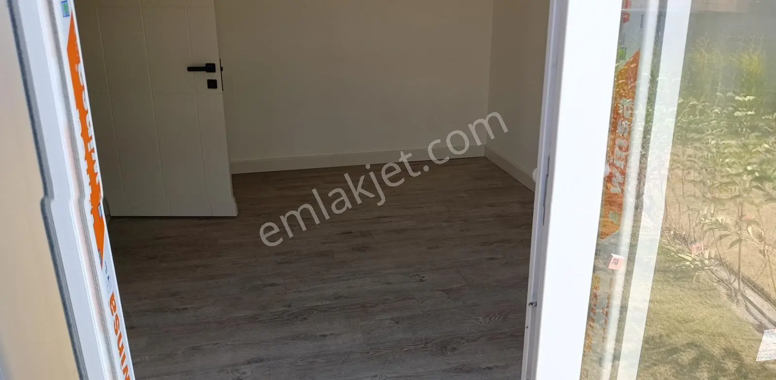 Kuşadası Değirmendere'de Kombili Havuzlu Site İçinde Kiralık Daire - Görsel 22