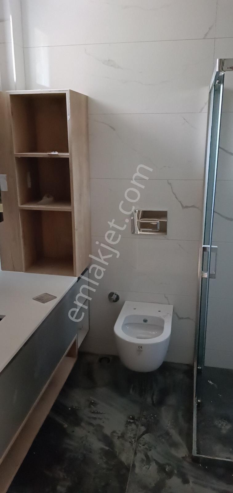 Kuşadası Değirmendere'de Kombili Havuzlu Site İçinde Kiralık Daire - Görsel 11