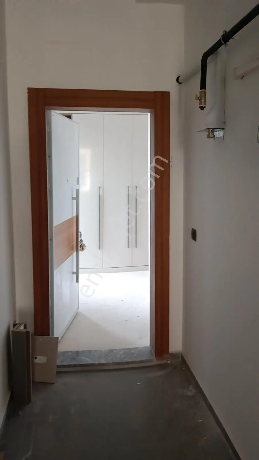 Kuşadası Değirmendere'de Kombili Havuzlu Site İçinde Kiralık Daire - Görsel 6