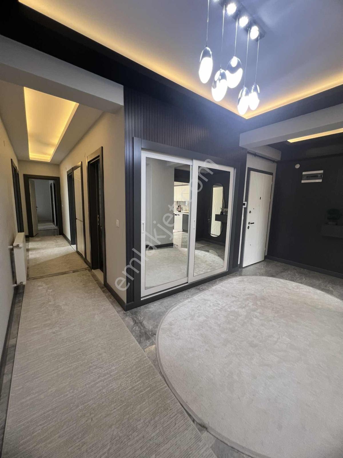 4+1 Site İçi Harika Bir Daire - Görsel 25