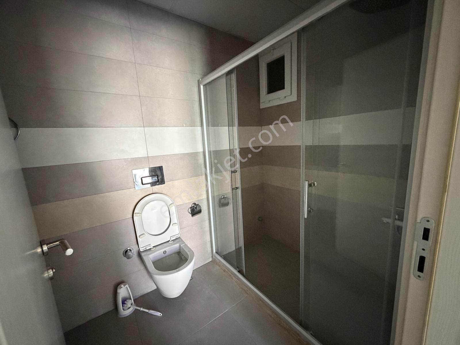 İzmir Karşıyaka Bostanlı'da Nezih Bir Apartman Kiralık 2+1 Daire - Görsel 12