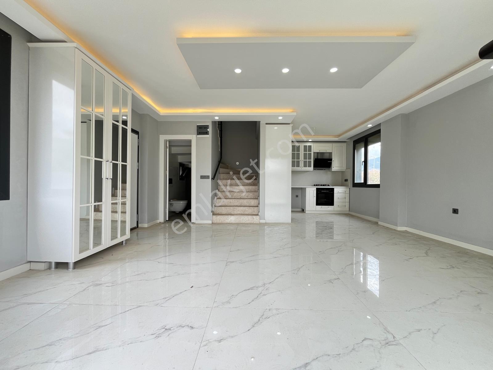 Gürsoy'dan Gürede Denize 450m Doğalgazlı Sıfır 3+1 Villa - Görsel 25